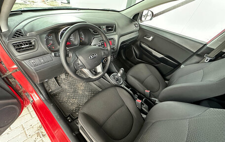 KIA Rio III рестайлинг, 2013 год, 835 000 рублей, 10 фотография