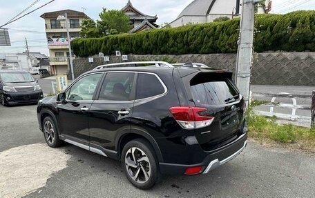 Subaru Forester, 2021 год, 2 050 000 рублей, 3 фотография