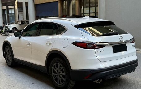 Mazda CX-4, 2022 год, 1 700 000 рублей, 6 фотография