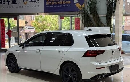 Volkswagen Golf VIII, 2021 год, 1 850 000 рублей, 6 фотография