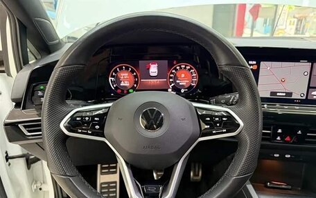 Volkswagen Golf VIII, 2021 год, 1 850 000 рублей, 10 фотография