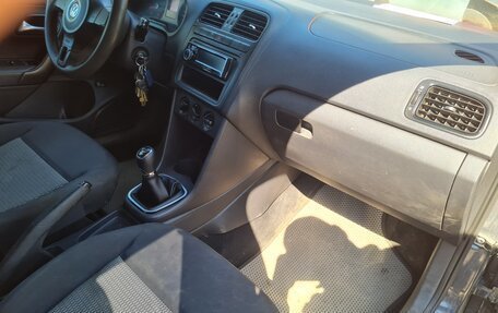 Volkswagen Polo VI (EU Market), 2013 год, 450 000 рублей, 19 фотография
