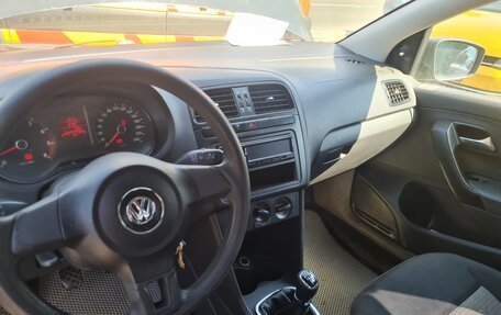 Volkswagen Polo VI (EU Market), 2013 год, 450 000 рублей, 21 фотография