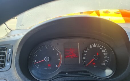 Volkswagen Polo VI (EU Market), 2013 год, 450 000 рублей, 22 фотография