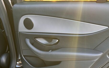 Mercedes-Benz E-Класс, 2019 год, 2 990 000 рублей, 20 фотография