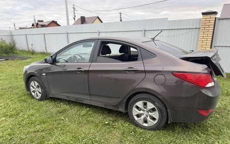 Hyundai Solaris II рестайлинг, 2015 год, 860 000 рублей, 14 фотография