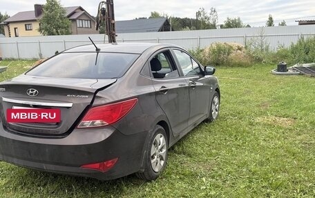 Hyundai Solaris II рестайлинг, 2015 год, 860 000 рублей, 11 фотография