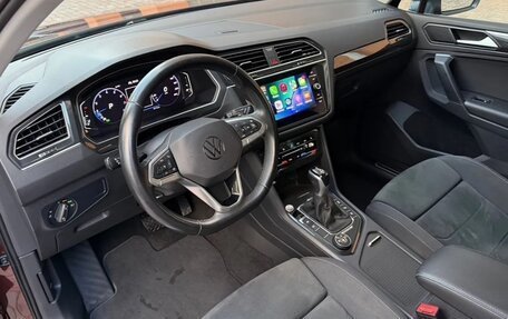 Volkswagen Tiguan II, 2021 год, 3 270 000 рублей, 9 фотография