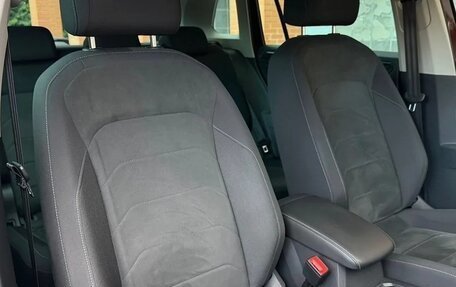 Volkswagen Tiguan II, 2021 год, 3 270 000 рублей, 11 фотография