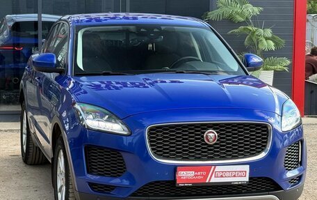 Jaguar E-Pace, 2018 год, 1 750 000 рублей, 3 фотография