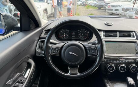 Jaguar E-Pace, 2018 год, 1 750 000 рублей, 23 фотография