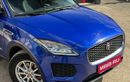 Jaguar E-Pace, 2018 год, 1 750 000 рублей, 16 фотография