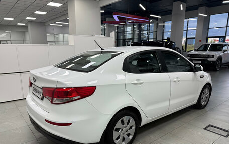 KIA Rio III рестайлинг, 2015 год, 930 000 рублей, 8 фотография