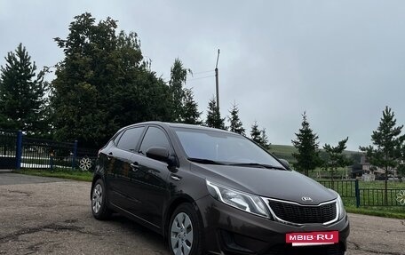 KIA Rio III рестайлинг, 2014 год, 900 000 рублей, 4 фотография