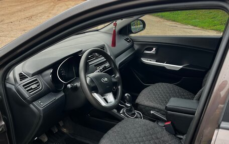 KIA Rio III рестайлинг, 2014 год, 900 000 рублей, 7 фотография