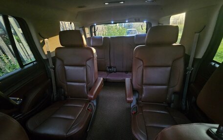 Chevrolet Tahoe IV, 2015 год, 2 800 000 рублей, 10 фотография