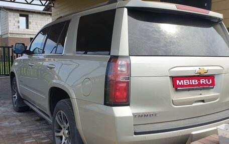 Chevrolet Tahoe IV, 2015 год, 2 800 000 рублей, 3 фотография