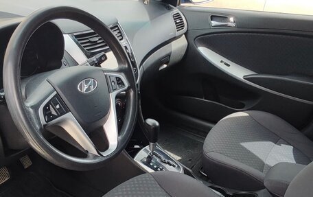 Hyundai Solaris II рестайлинг, 2012 год, 850 000 рублей, 3 фотография
