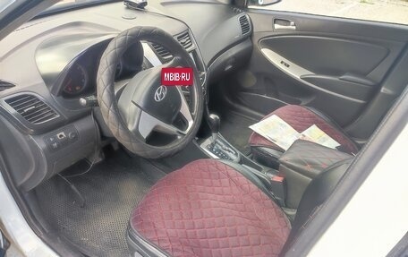 Hyundai Solaris II рестайлинг, 2013 год, 365 000 рублей, 5 фотография