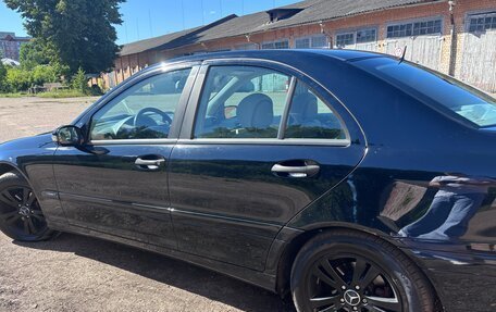 Mercedes-Benz C-Класс, 2005 год, 800 000 рублей, 6 фотография