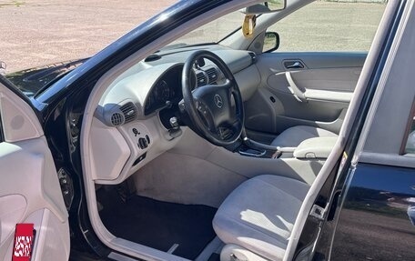 Mercedes-Benz C-Класс, 2005 год, 800 000 рублей, 7 фотография