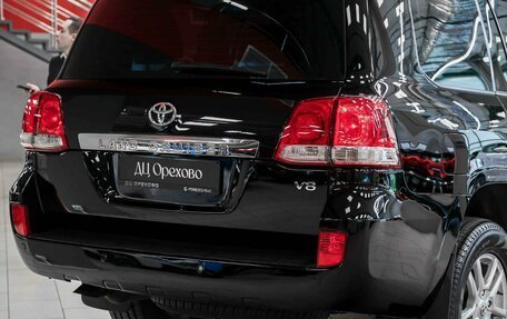 Toyota Land Cruiser 200, 2010 год, 2 590 000 рублей, 5 фотография