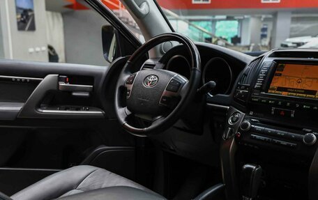 Toyota Land Cruiser 200, 2010 год, 2 590 000 рублей, 13 фотография