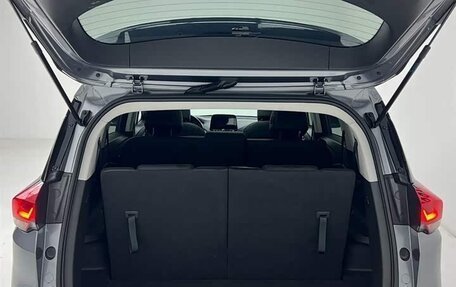 Chevrolet Orlando, 2022 год, 1 350 000 рублей, 23 фотография