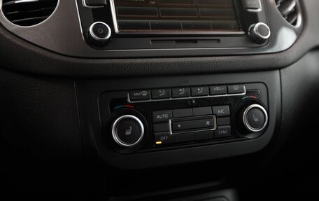 Volkswagen Tiguan I, 2013 год, 1 350 000 рублей, 16 фотография