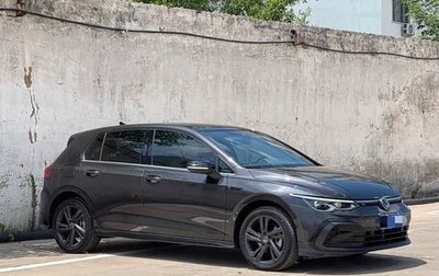 Volkswagen Golf VIII, 2023 год, 1 960 000 рублей, 1 фотография