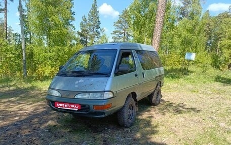 Toyota Lite Ace IV, 1992 год, 370 000 рублей, 10 фотография