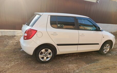 Skoda Fabia II, 2011 год, 450 000 рублей, 7 фотография