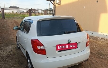 Skoda Fabia II, 2011 год, 450 000 рублей, 6 фотография