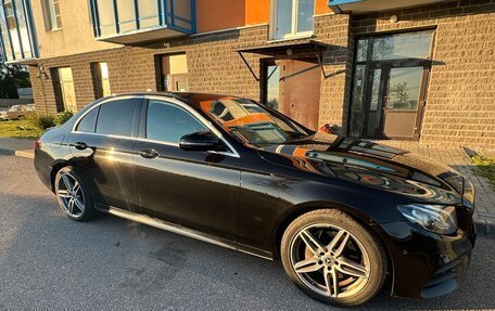 Mercedes-Benz E-Класс, 2018 год, 3 500 000 рублей, 2 фотография