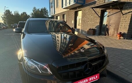 Mercedes-Benz E-Класс, 2018 год, 3 500 000 рублей, 4 фотография