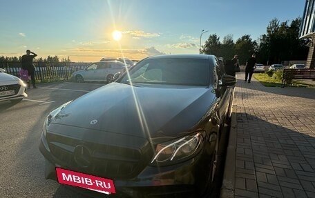 Mercedes-Benz E-Класс, 2018 год, 3 500 000 рублей, 5 фотография
