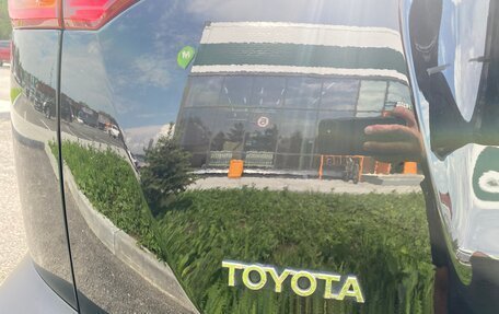 Toyota RAV4, 2013 год, 2 000 000 рублей, 9 фотография
