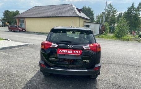 Toyota RAV4, 2013 год, 2 000 000 рублей, 4 фотография
