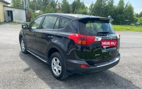 Toyota RAV4, 2013 год, 2 000 000 рублей, 3 фотография