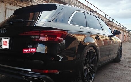 Audi A4, 2019 год, 2 900 000 рублей, 2 фотография