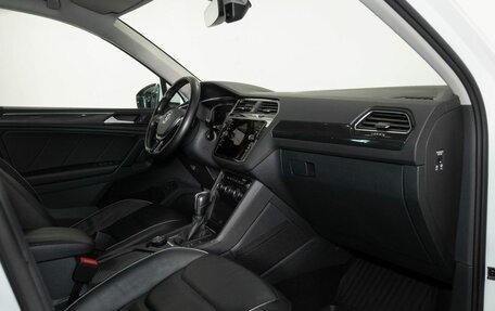 Volkswagen Tiguan II, 2020 год, 2 944 000 рублей, 5 фотография
