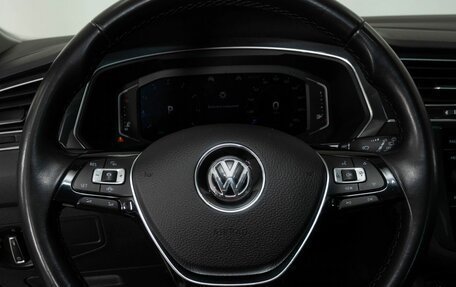 Volkswagen Tiguan II, 2020 год, 2 944 000 рублей, 8 фотография