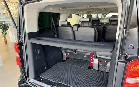 Peugeot Traveller I, 2020 год, 2 535 000 рублей, 10 фотография