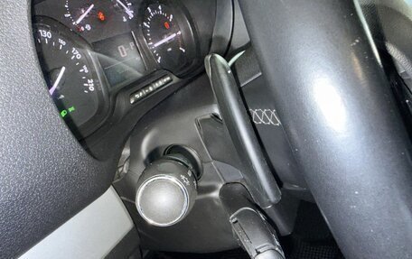 Peugeot Traveller I, 2020 год, 2 535 000 рублей, 18 фотография