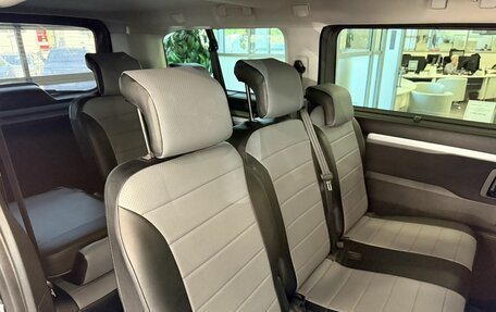 Peugeot Traveller I, 2020 год, 2 535 000 рублей, 24 фотография