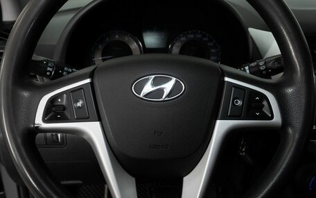 Hyundai Solaris II рестайлинг, 2012 год, 700 000 рублей, 9 фотография
