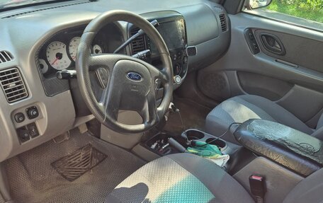 Ford Escape II, 2002 год, 400 000 рублей, 6 фотография