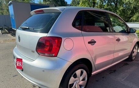 Volkswagen Polo VI (EU Market), 2010 год, 550 000 рублей, 3 фотография