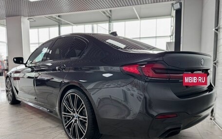 BMW 5 серия, 2017 год, 3 699 000 рублей, 5 фотография