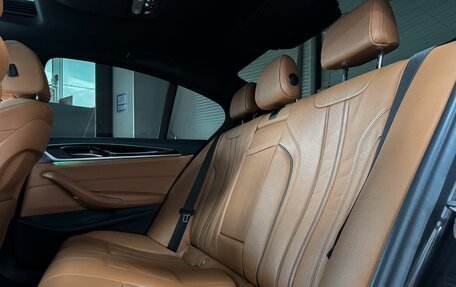 BMW 5 серия, 2017 год, 3 699 000 рублей, 15 фотография